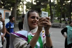 نمایش «دنیای مجازی»