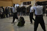 اجرای نمایش خیابانی:( گمشدگان) نوشته و کار : علی چناری در روز دوم جشنواره تئاتر فجر استانی کرمانشاه 9
