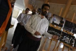 اجرای نمایش خیابانی:( گمشدگان) نوشته و کار : علی چناری در روز دوم جشنواره تئاتر فجر استانی کرمانشاه 14