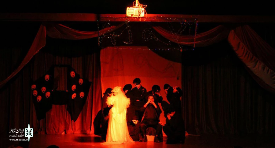 اجرای نمایش " آژاکس "