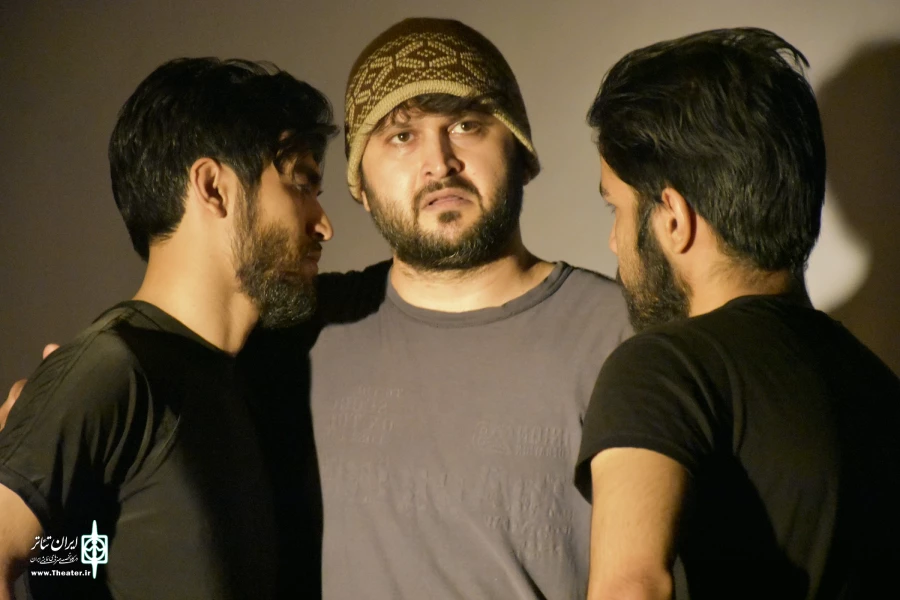 گزارش تصویری نمایش "  همه چیز درباره فروید و دایه فانوس "
