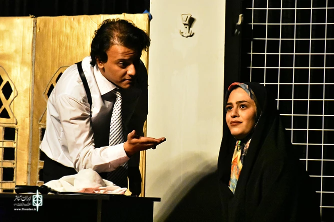 نمایش "یک طناب محکم"