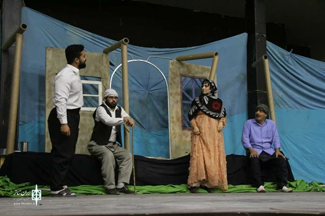 نمایش"تبر وفرنگ"