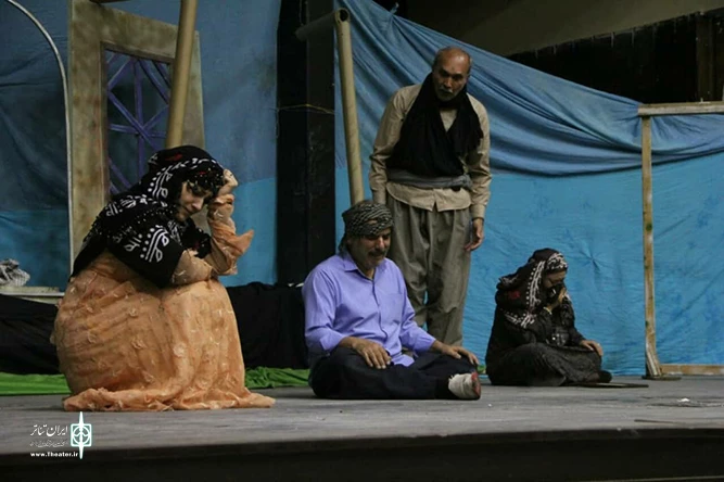 نمایش"تبر وفرنگ"