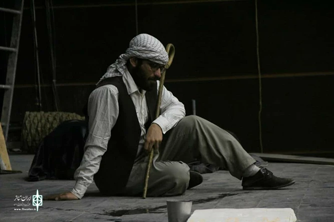 نمایش"تبر وفرنگ"