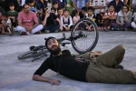 نمایش خیابانی 
