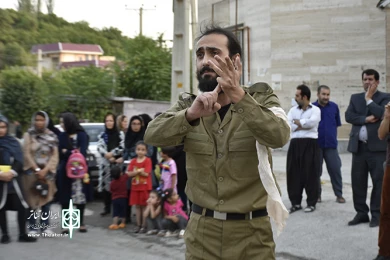 نمایش خیابانی " من بهنم"