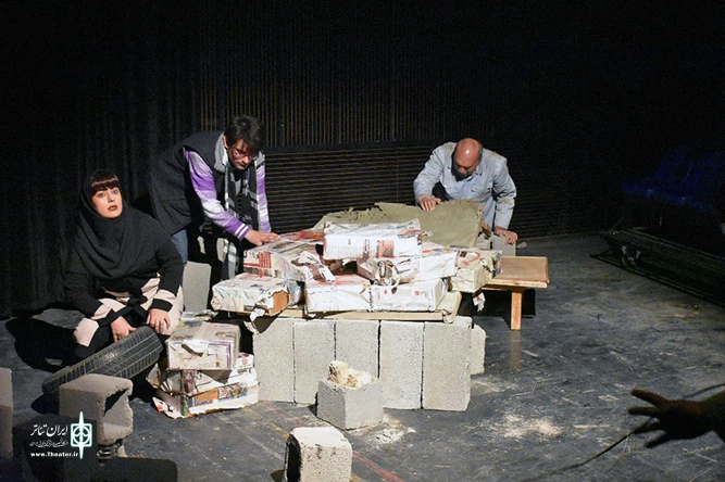 اجرای نمایش " پارک شیرین"