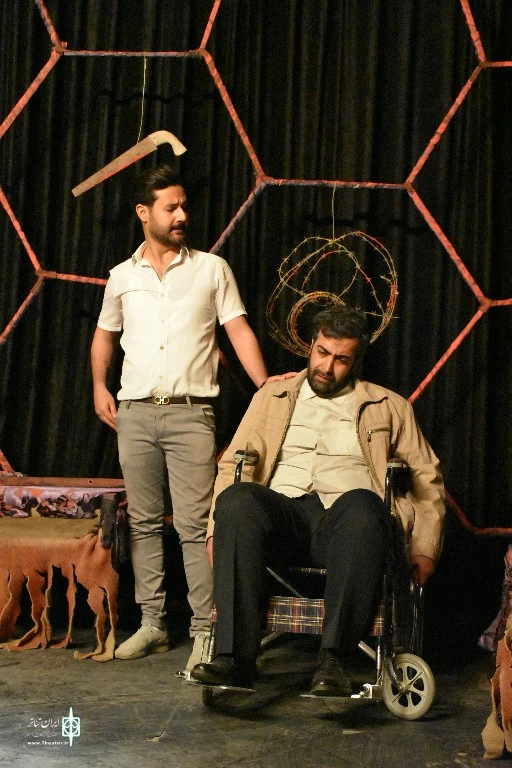 اجرای نمایش " مهمانی در کافه شیطان"