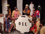 در روز سوم سی و ششمین جشنواره تئاتر استان کرمانشاه پنج نمایش به اجرا درآمدند  4